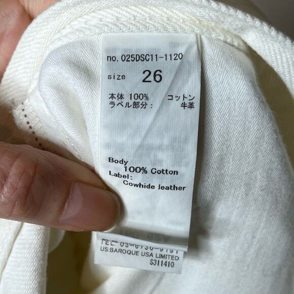 MOUSSY VINTAGE White Wagoner Straight Jeans Distressed Raw Hem Size 26 - Picture 9 of 10